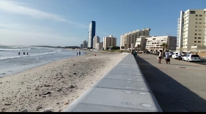 To Let 3 Bedroom Property for Rent in Strand Central Western Cape